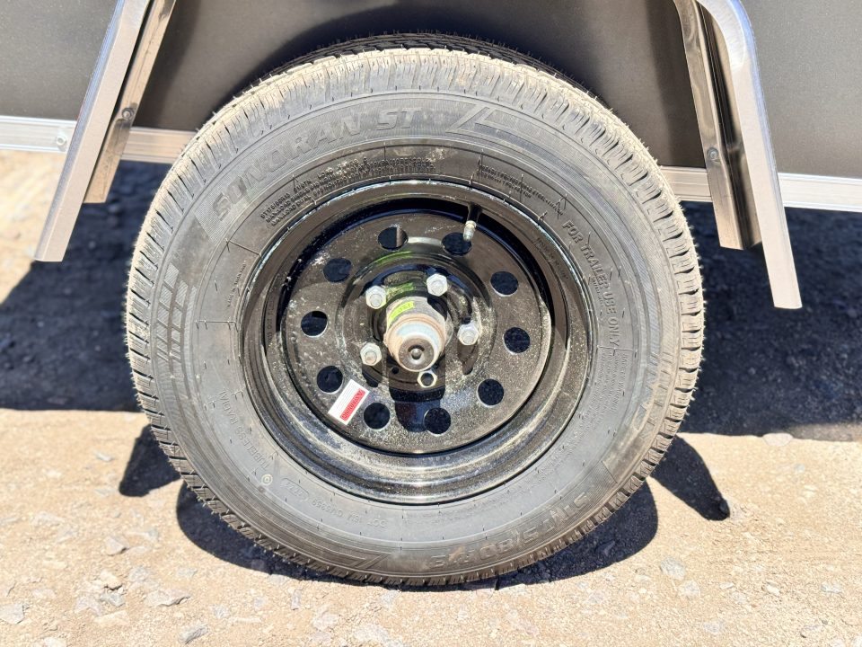 New 2026 Cross Trailers 4-6-1V Enclosed Barn Door 2K GVWR