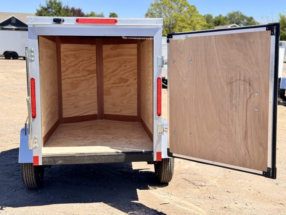 New 2026 Cross Trailers 4-6-1V Enclosed Barn Door 2K GVWR