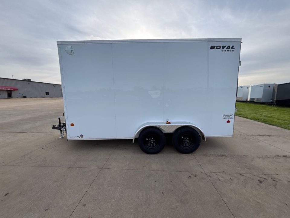 New 2026 SOUTHLAND TRAILER CORP. LCHT35-716V-86R Cargo / Enclosed Trailer