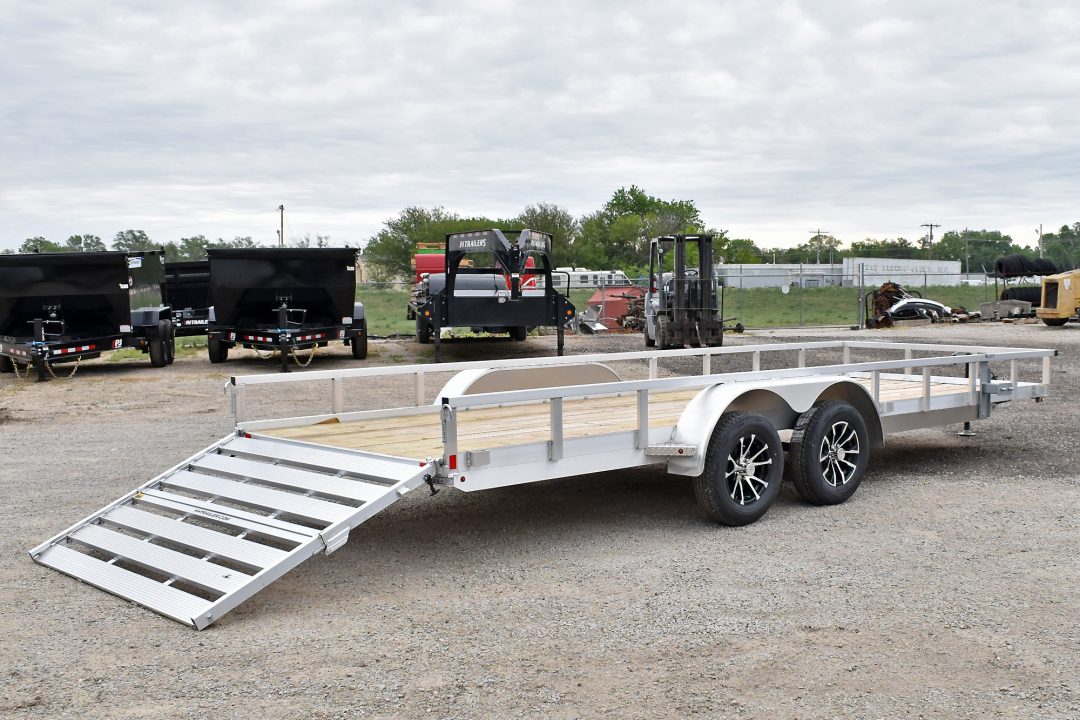 New 2026 H&H Trailers RSA82X20-7K