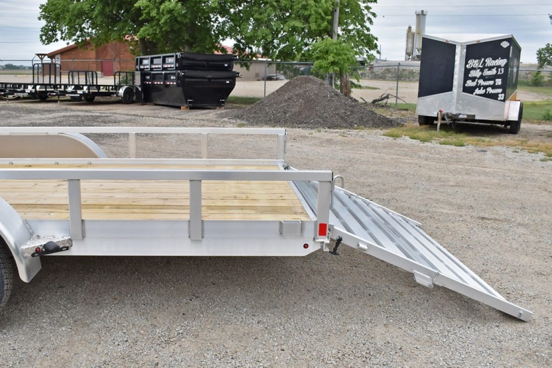 New 2026 H&H Trailers RSA82X20-7K