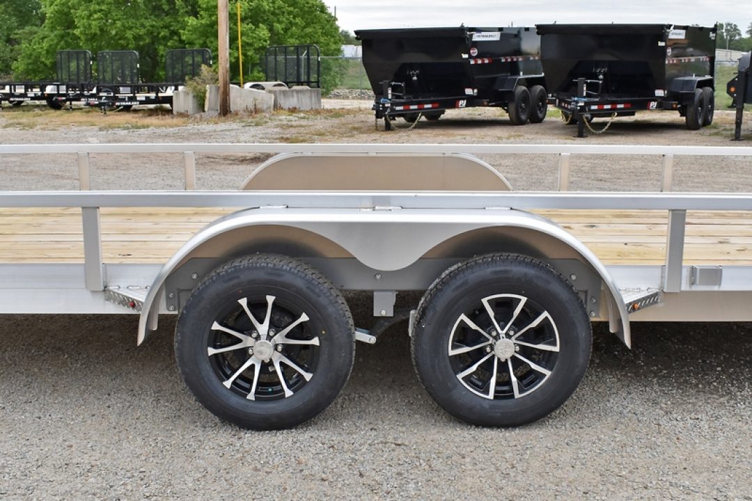 New 2026 H&H Trailers RSA82X20-7K
