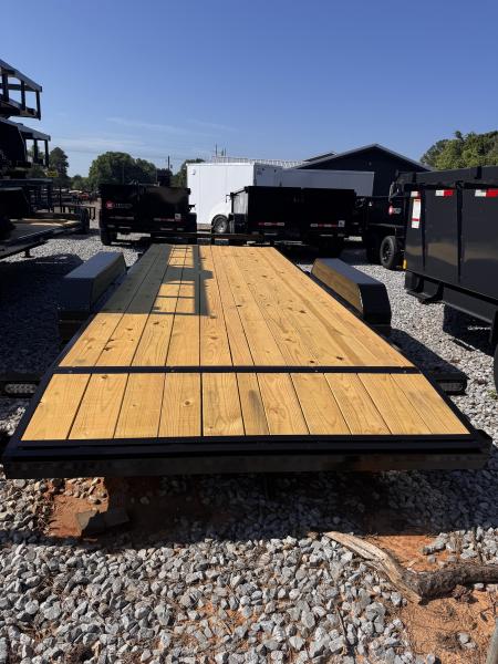 New 2026 Blazer 82"x20'  10k Econo Wood Floor Car Hauler