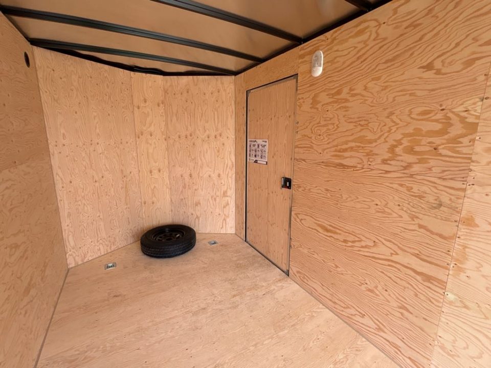 New 2026 SOUTHLAND TRAILER CORP. LCHT35-718V-86R Cargo / Enclosed Trailer