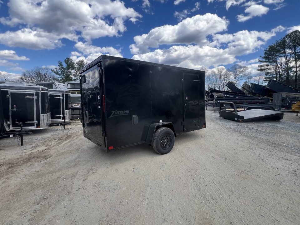 New 2026 Homesteader Trailer / 612IS / 6' wide x 12' Long / 32" Side Door / Ramp Rear Door / .030 Black Aluminum w/ Black Out Pkg