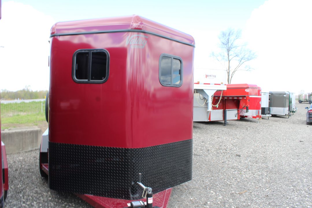 New 2027 Valley Trailers 2 HORSE STOCK ID 53208 Stock / Stock Combo Trailer