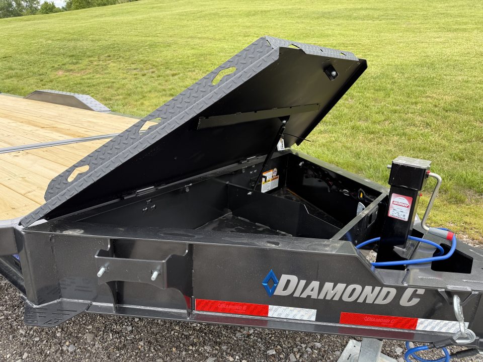 New 2026 Diamond C Trailers HXD 207 22X102 Equipment Trailer