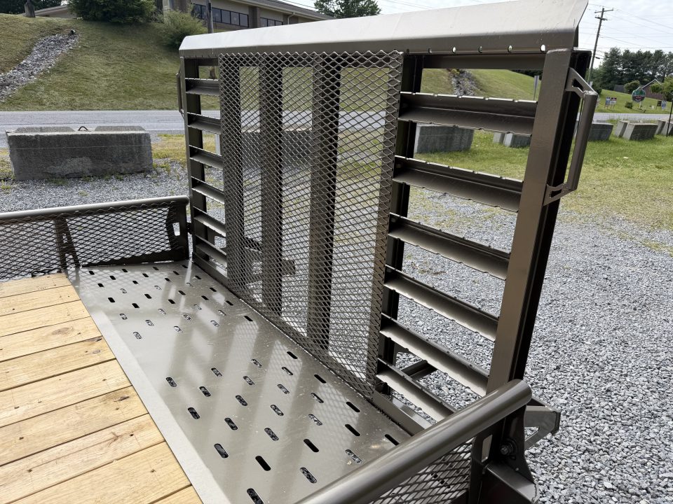 New 2026 Diamond C TUT206 Utility Trailer 83”X22’ VENTURE SERIES TRACTOR GATE ,MESH SIDES
