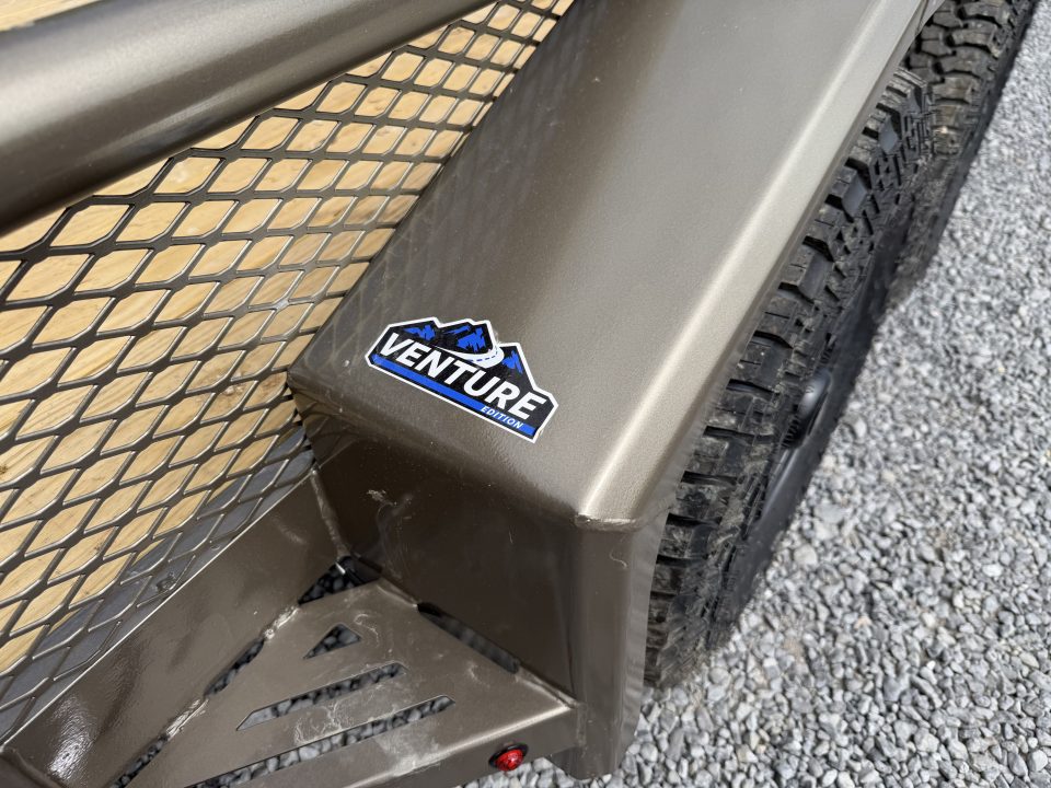 New 2026 Diamond C TUT206 Utility Trailer 83”X22’ VENTURE SERIES TRACTOR GATE ,MESH SIDES