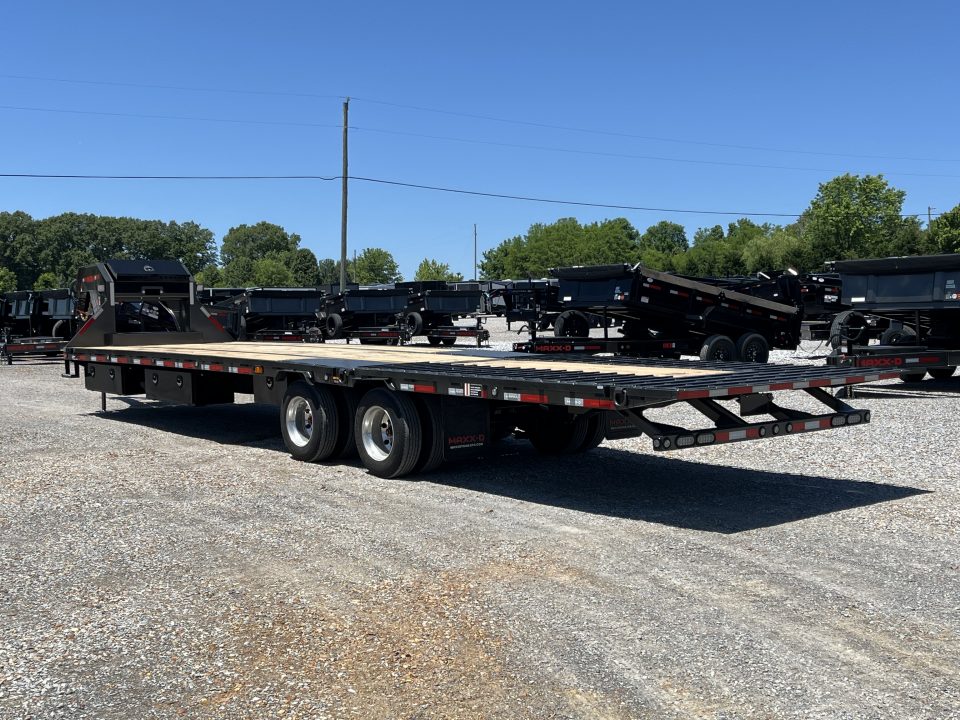 New 2027 MAXXD Hydraulic Dovetail Gooseneck Trailer | 34' x 102' 30K GVWR