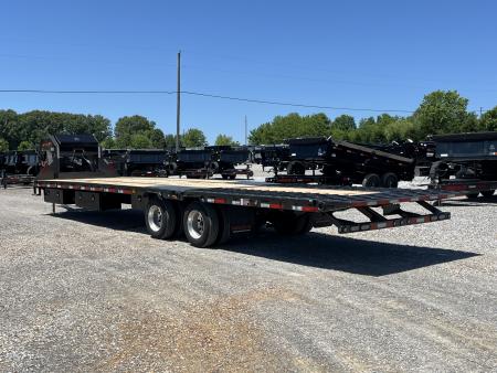 New 2027 MAXXD Hydraulic Dovetail Gooseneck Trailer | 34' x 102' 30K GVWR