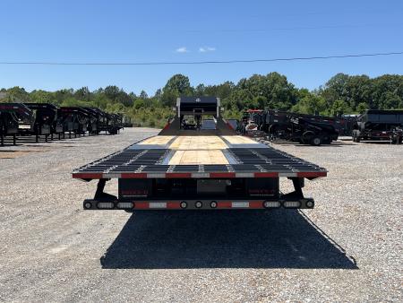 New 2027 MAXXD Hydraulic Dovetail Gooseneck Trailer | 34' x 102' 30K GVWR