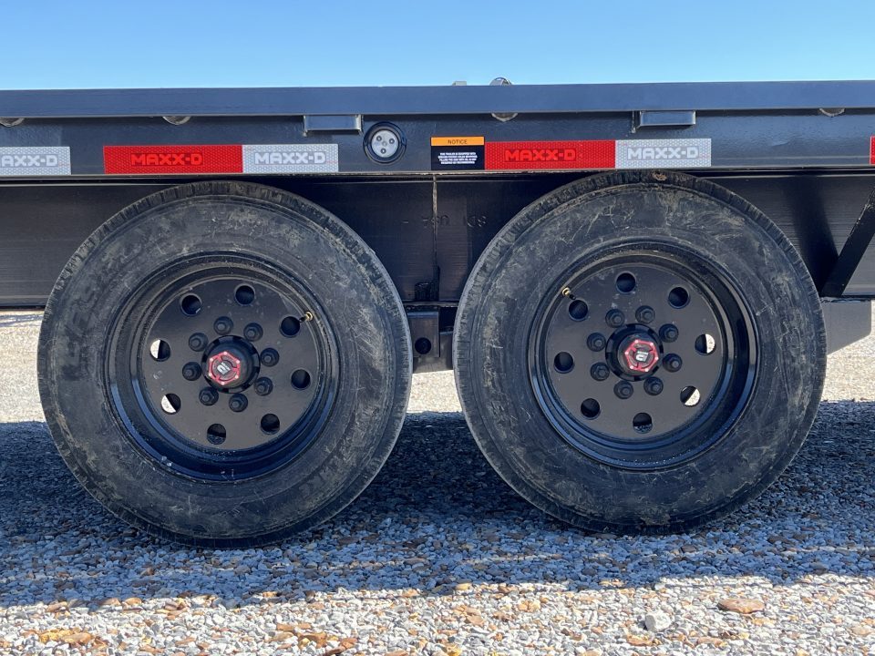 New 2027 MAXXD Gooseneck Flatbed Trailer | 102" x 25' | 17.5K GVWR