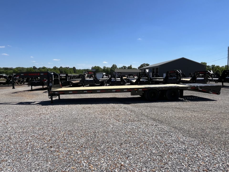 New 2027 MAXX-D 102"X32' 25.9K Gooseneck Flatbed Trailer