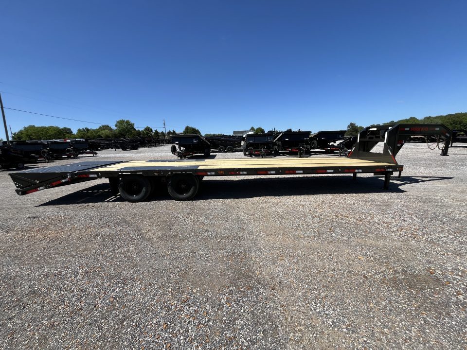 New 2027 MAXX-D 102"X32' 25.9K Gooseneck Flatbed Trailer