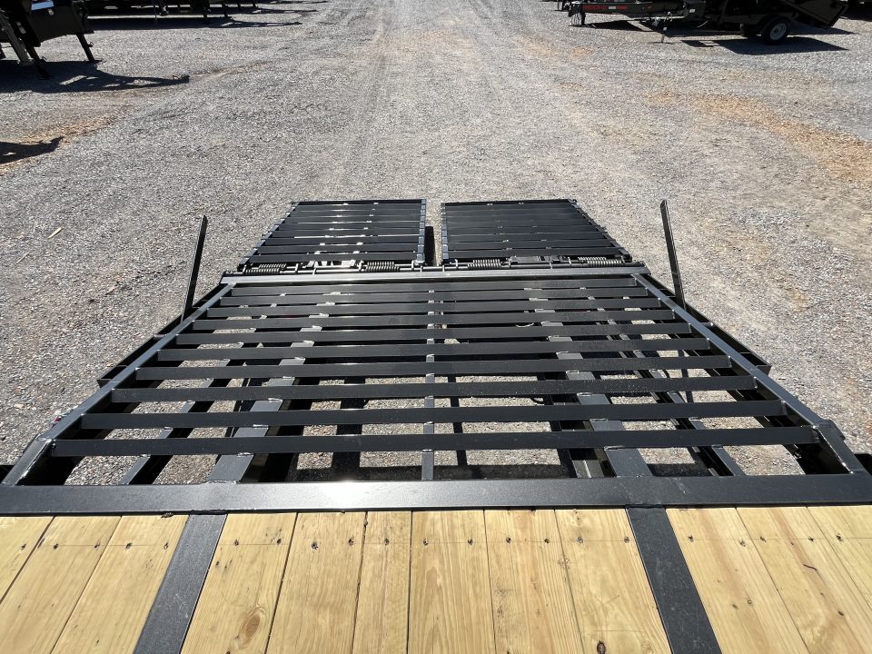 New 2027 MAXX-D 102"X32' 25.9K Gooseneck Flatbed Trailer
