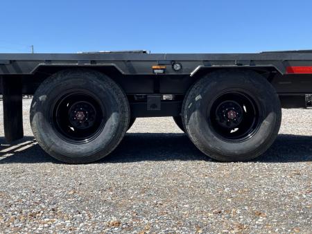 New 2027 MAXX-D 102"X32' 25.9K Gooseneck Flatbed Trailer