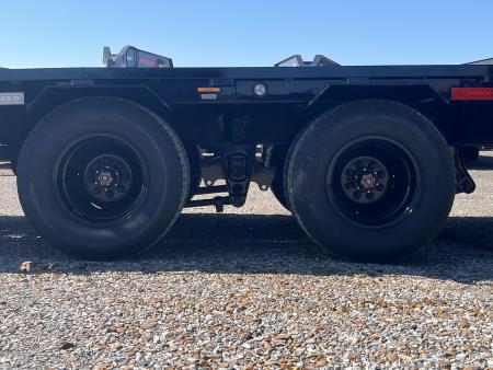 New 2027 MAXXD Gooseneck Flatbed Trailer | 102" x 30' 25K GVWR