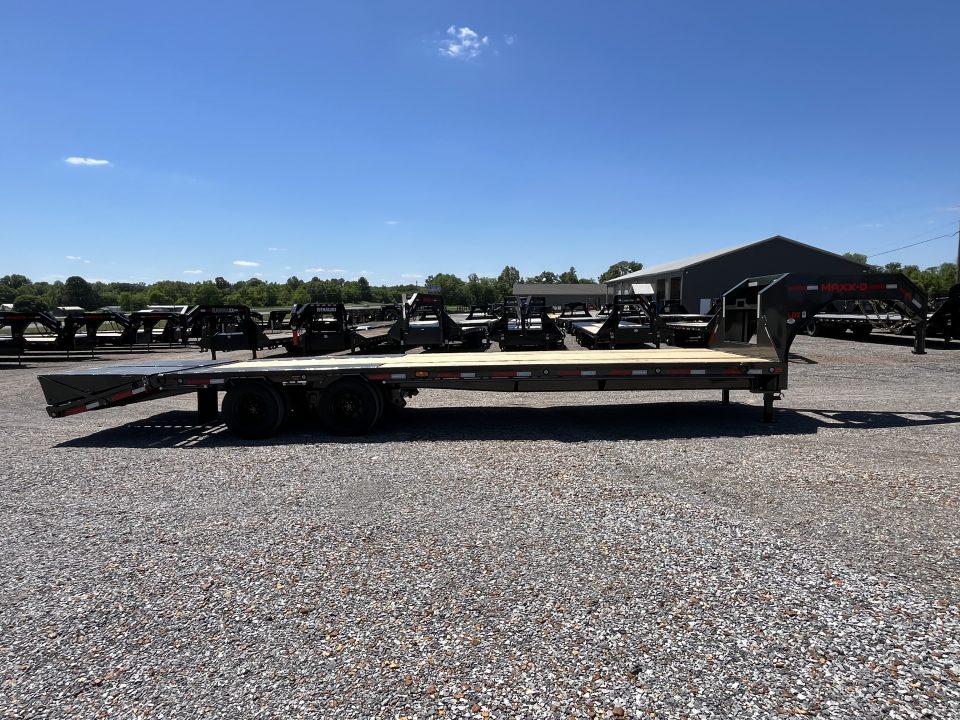 New 2027 MAXXD Gooseneck Flatbed Trailer | 102" x 30' 30K GVWR