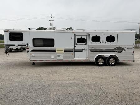 Used 1999 Sundowner 3 Horse Gooseneck Living Quarters