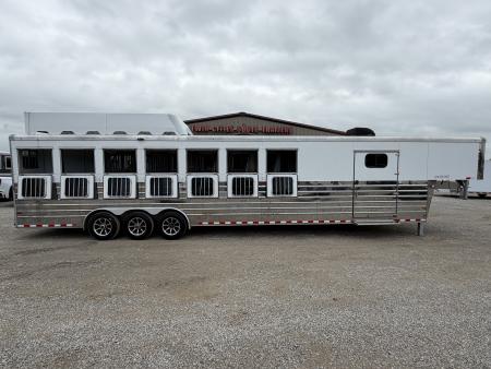 Used 2016 Sundowner Rancher Sport Horse Trailer