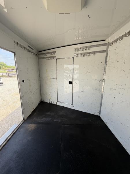 Used 2016 Sundowner Rancher Sport Horse Trailer
