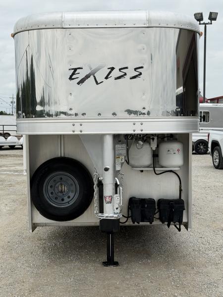 Used 2007 Exiss 3 horse with 7' Living Quarter