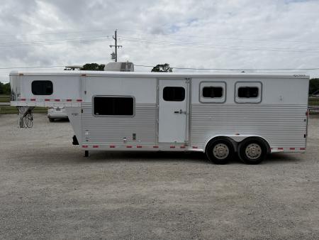 Used 2007 Exiss 3 horse with 7' Living Quarter