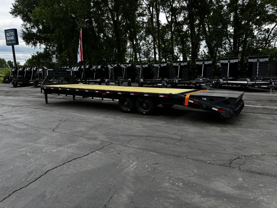 New 2026 Lamar Trailers 102" X 30' FS - 16K DECK-OVER GOOSENECK