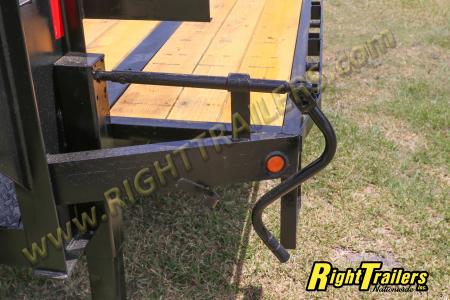 Used 2019 8.5X40 Traxx Trailers GOOSENECK EQUIPMENT TRAILER
