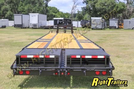 Used 2019 8.5X40 Traxx Trailers GOOSENECK EQUIPMENT TRAILER