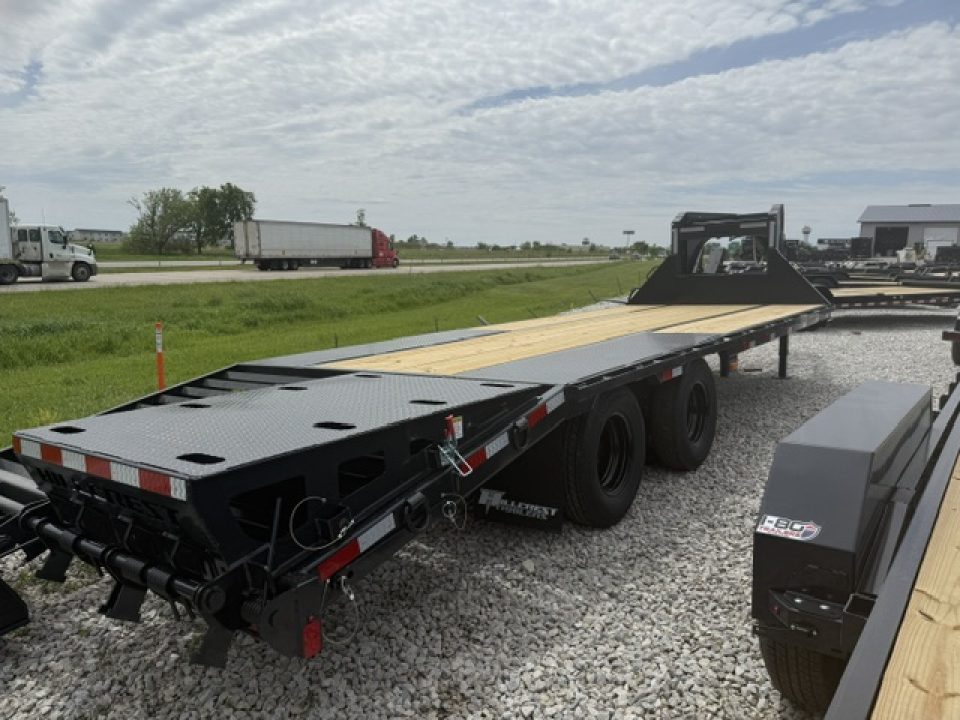 New 2026 Hillcrest Black-Grey 102"x20'+5' 22.9k Gooseneck Deckover Trailer