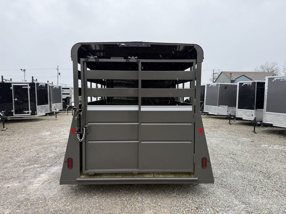 New 2026 Valley Trailers 2 HORSE SLANT COMBO STD