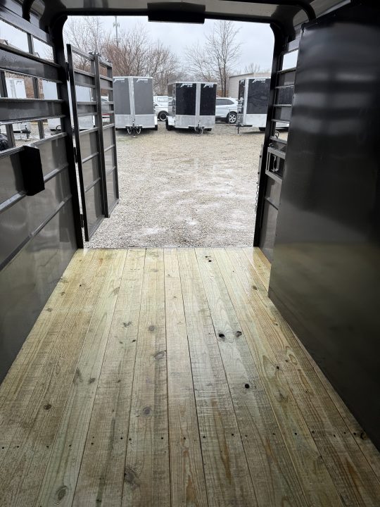 New 2026 Valley Trailers 2 HORSE SLANT COMBO STD