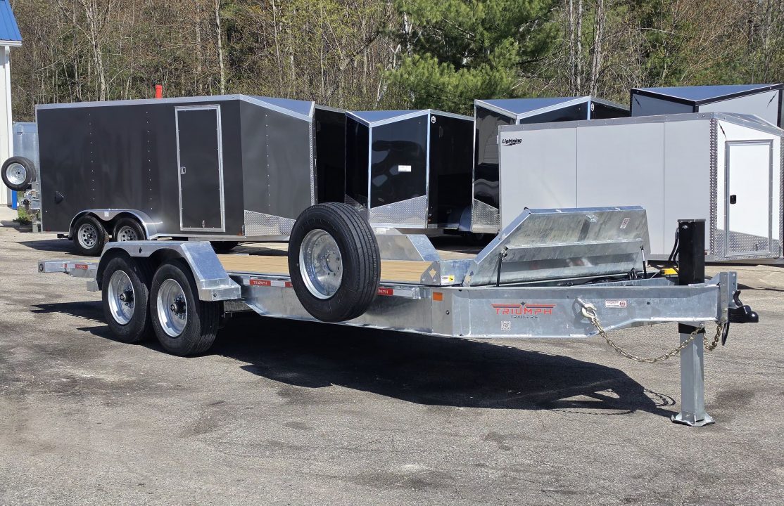 New 82 X 20 GALVANIZED HYDRAULIC TILT W/HYDRAULIC JACK 8 K AXLES DUAL RAMS TRIUMPH 2026