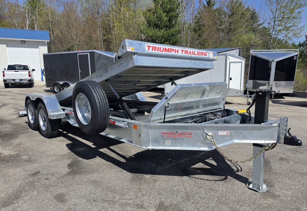 New 82 X 20 GALVANIZED HYDRAULIC TILT W/HYDRAULIC JACK 8 K AXLES DUAL RAMS TRIUMPH 2026