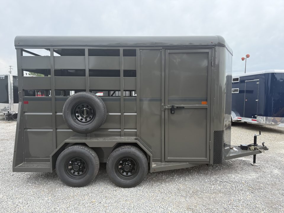 New 2026 Valley Trailers 2 HORSE SLANT COMBO STD