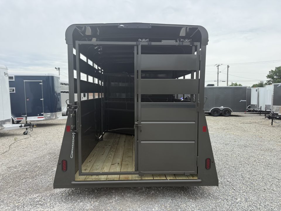 New 2026 Valley Trailers 2 HORSE SLANT COMBO STD