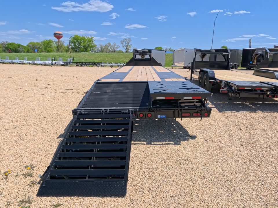 New 2026 Iron Bull 102 x 32 FLG Gooseneck Deckover, 5' Self Cleaning Dove Tail w/Rampage Ramps, 10K Axles -23,900 lb. GVWR, ST235/80R 16 LRE 10 ply tires with Spare
