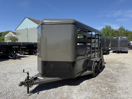New 2026 Valley Trailers 2 Horse Slant Load Deluxe 7' Tall