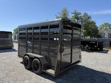New 2026 Valley Trailers 2 Horse Slant Load Deluxe 7' Tall