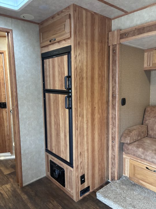 Used 2016 Bison Trailers 3H LQ Horse Trailer