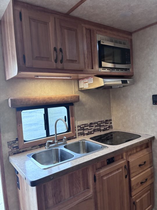 Used 2016 Bison Trailers 3H LQ Horse Trailer