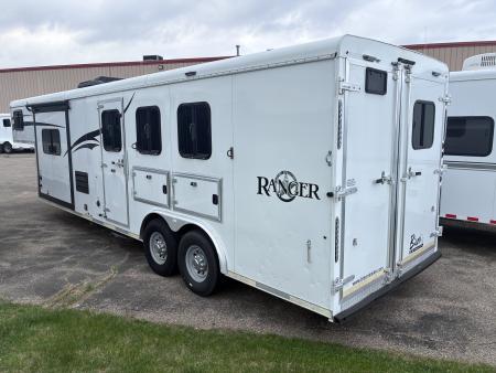 Used 2016 Bison Trailers 3H LQ Horse Trailer
