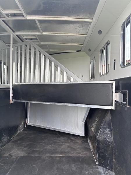 Used 2016 Bison Trailers 3H LQ Horse Trailer