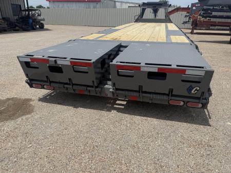 New 2026 Diamond C Trailers FMAX208 32X102 Gooseneck Bodies