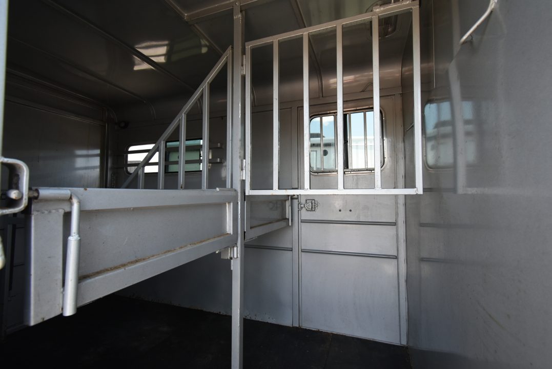 Used 2022 Calico Trailers Straight load Horse Trailer