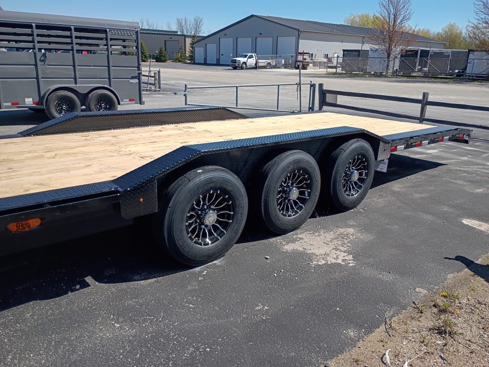 New 2027 PJ Trailers UL162