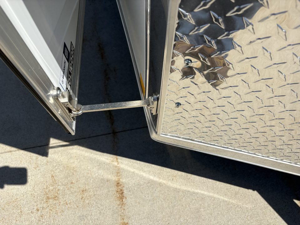 New 2026 Impact Trailers 7'X18' TREMOR FLAT TOP SLOPED V NOSE Cargo / Enclosed Trailer