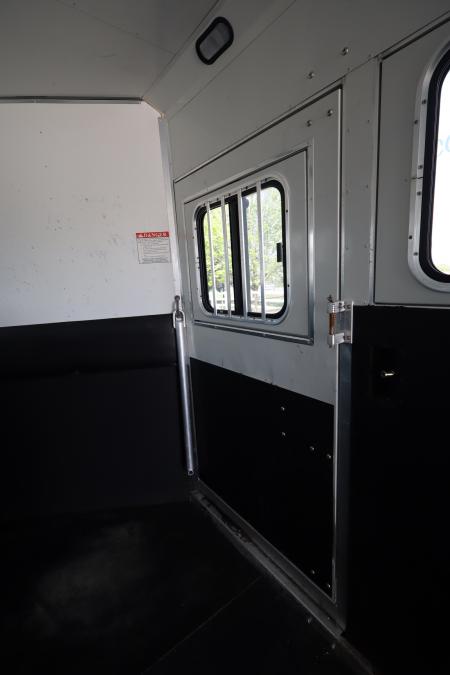 Used 2007 Sundowner 7 Horse Mid-tack Trailer